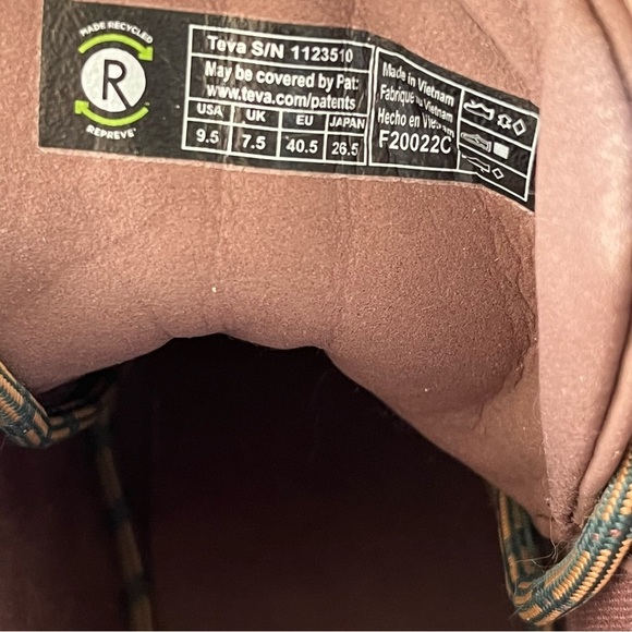 Teva Midform Lace Up Boot in Dark Purple Gorpcore Women's Size 9.5 - Picture 8 of 9